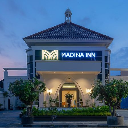 Madina Inn Jogjakarta Buitenkant foto