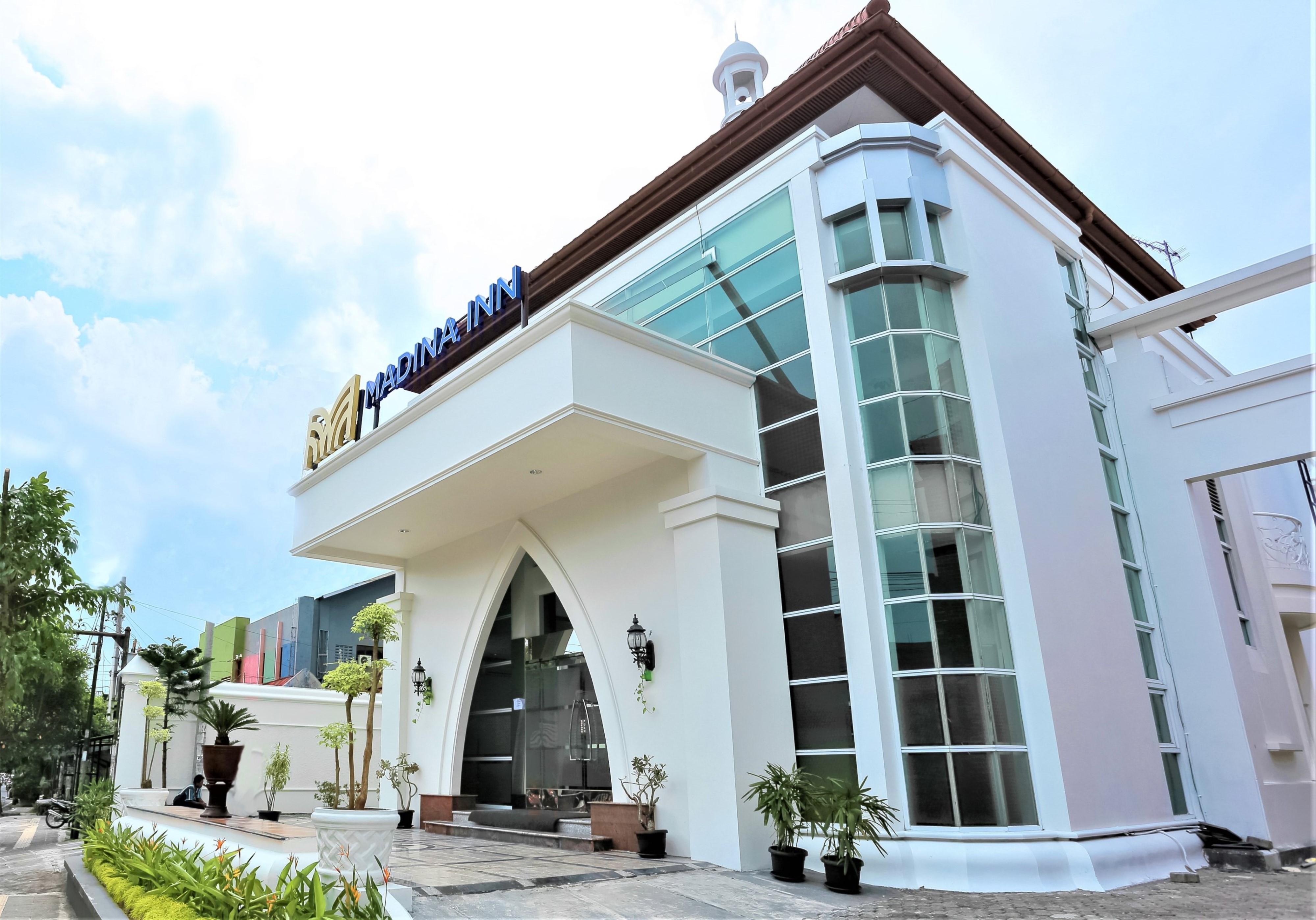Madina Inn Jogjakarta Buitenkant foto